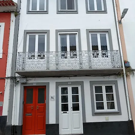 Casa Ao Centro - Angrego * Angra do Heroísmo